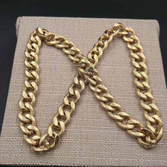 Jewelry - 16 Inch Slip On Gold Plated Textured Chain Necklace B985